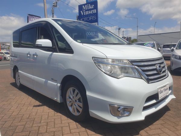 2014 Nissan Serena HYBRID CRUISE CONTROL BLUETOOH AUDIO REVERSE CAMERA LANE ASSIST SENSOR  AUTO STOP  FACTORY ALLOYS image