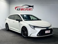 Image for 2019 Toyota Corolla Wagon Touring Hybrid