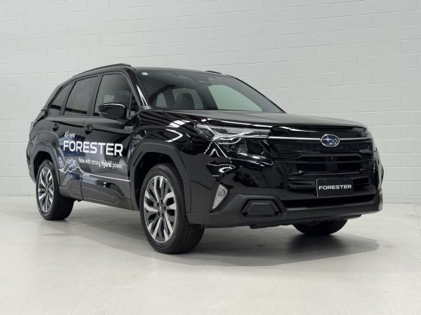 2025 Subaru Forester TOURING /  STRONG HYBRID / MY26 image