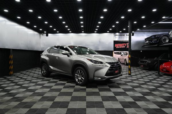 2015 Lexus NX 300H SUV Version L*Hybrid image