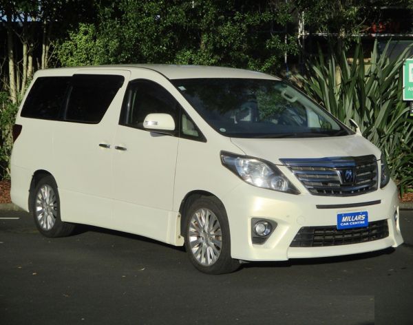 2012 Toyota Alphard People Mover  image