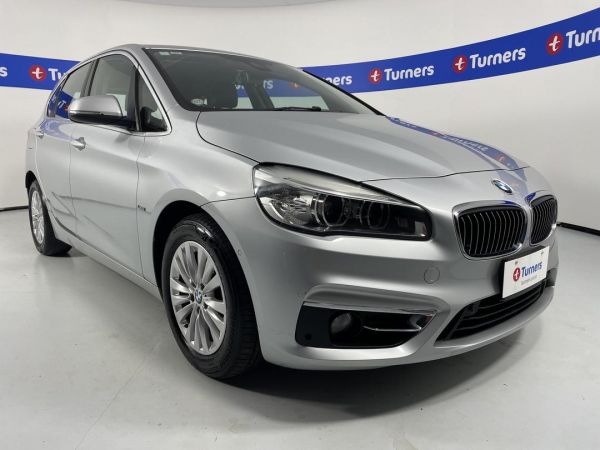 2016 BMW 218D Wagon image