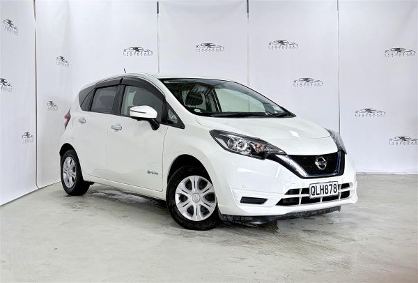 2018 Nissan Note E-POWER Low Km 360 Top view camera image