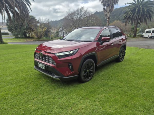 2025 Toyota RAV4 Limited 2.5P Hybrid AWD image