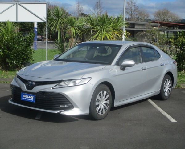 2020 Toyota Camry Sedan HYBRID image