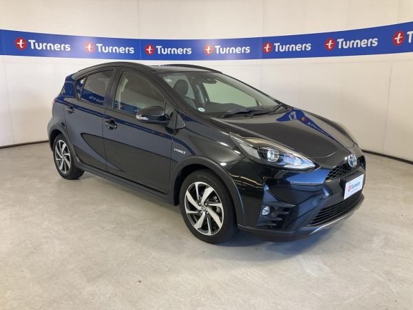 2017 Toyota Aqua Hatchback HYBRID image