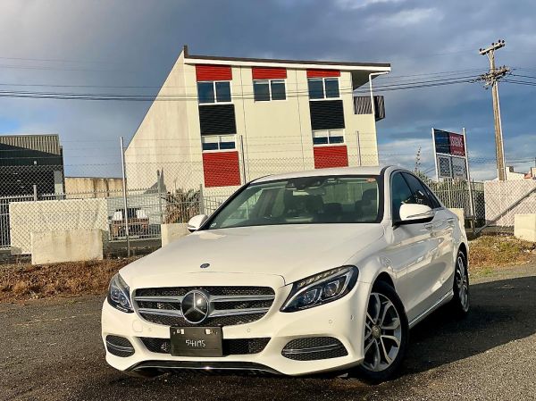 2016 Mercedes-Benz C200 Sedan  image