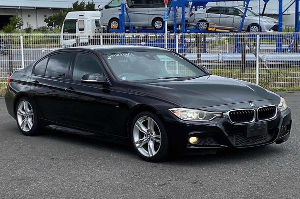 2014 BMW 320i M-sports Sedan  image