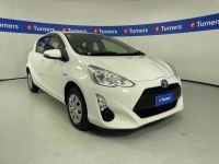 Image for 2017 Toyota Aqua Hatchback HYBRID