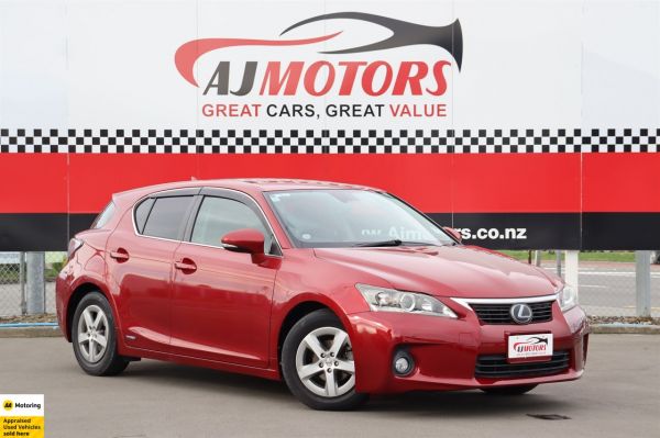2012 Lexus CT200H Hatchback VERSION C image