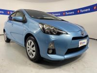 Image for 2014 Toyota Aqua Hatchback