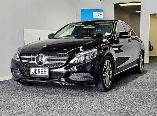 2014 Mercedes-Benz C 180 Sedan C180 / W205 NEW SHAPE / AVANTGARDE image