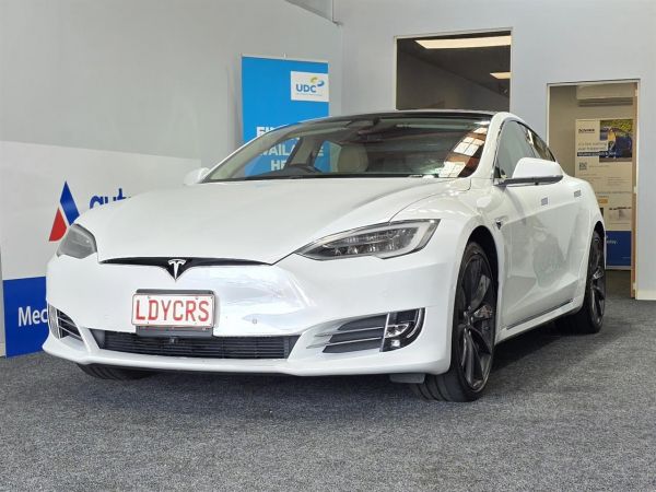 2017 Tesla Model S Sedan P100D / LUDICROUS PLUS image