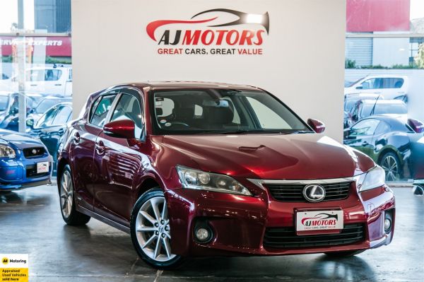 2013 Lexus CT 200H Hatchback 1.8P/HV image