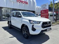 Image for 2025 Toyota Hilux SR 2.8DT Hybrid 4WD 6AT Double Cab Chassis