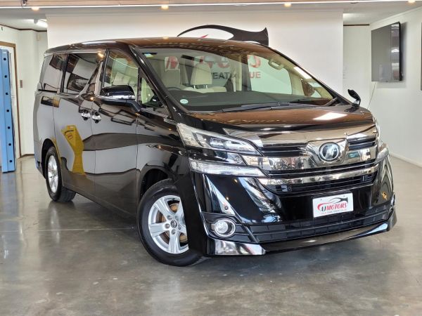 2017 Toyota Vellfire Van 2.5Z image