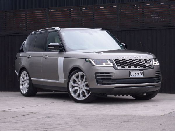 2018 Land Rover Range Rover Vogue SE Supercharged image