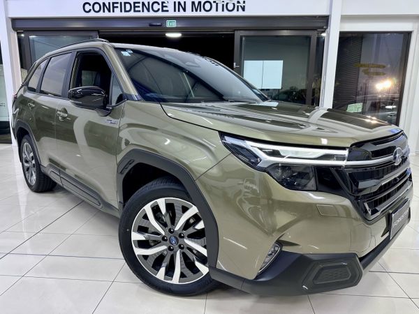 2025 Subaru Forester 2.5I Hybrid Touring AWD image