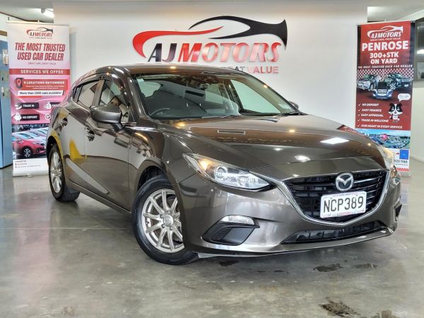 2015 Mazda Axela Hatchback 1.5L SKYACTIV image