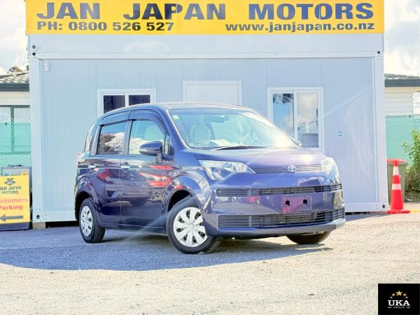 2014 Toyota Spade Hatchback Spade X,Hatchback,Lane Keep Assist,Winker mirror, image