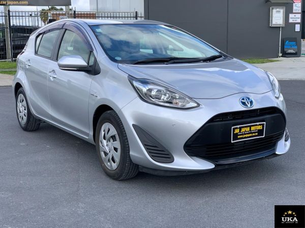 2019 Toyota Aqua Hatchback Hybrid | Hatchback image