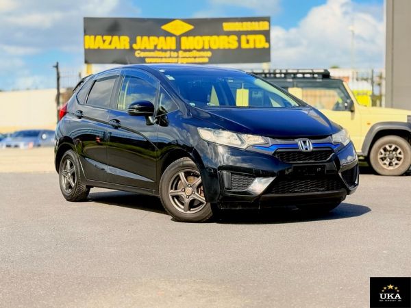 2015 Honda Fit Hatchback 13G F Package - Push Start - Keyless Entry image