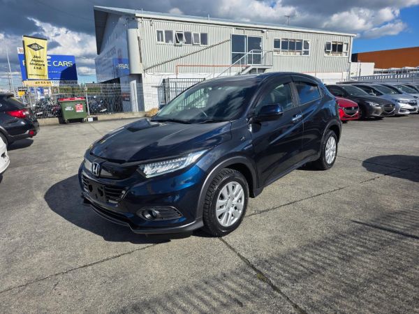 2019 Honda Vezel SUV Hybrid X - 3 Years Free Mechanical Insurance - Low Mileage image