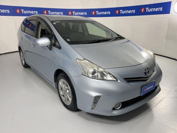 2012 Toyota Prius Wagon ALPHA image