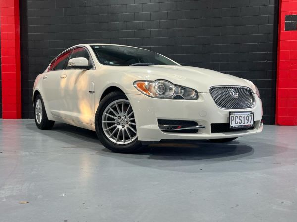 2009 Jaguar XF Sedan 3.0 LUXURY image