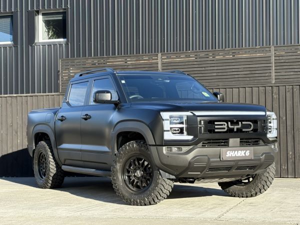2025 BYD Shark 6 Premium Phev Awd Ute image