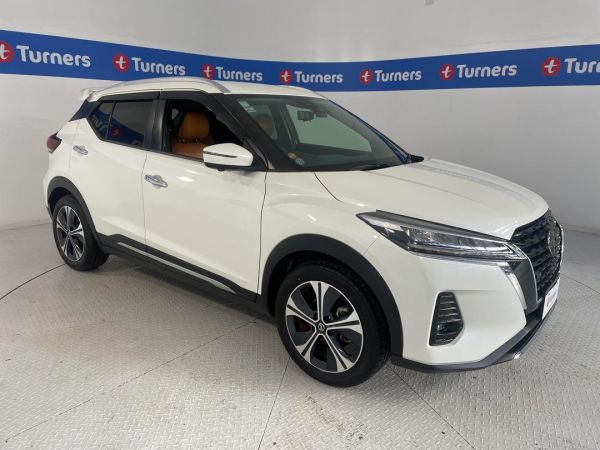 2021 Nissan Kicks Hatchback E-POWER image