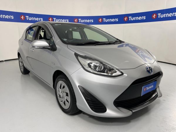 2020 Toyota Aqua Hatchback image