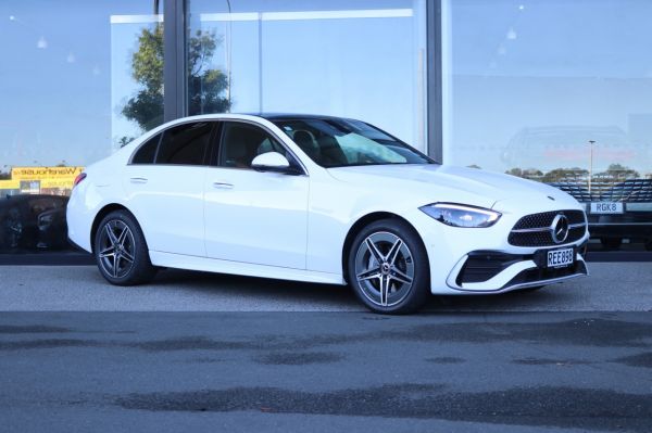 2025 Mercedes-Benz C 350 e PHEV Sedan - NZ New image