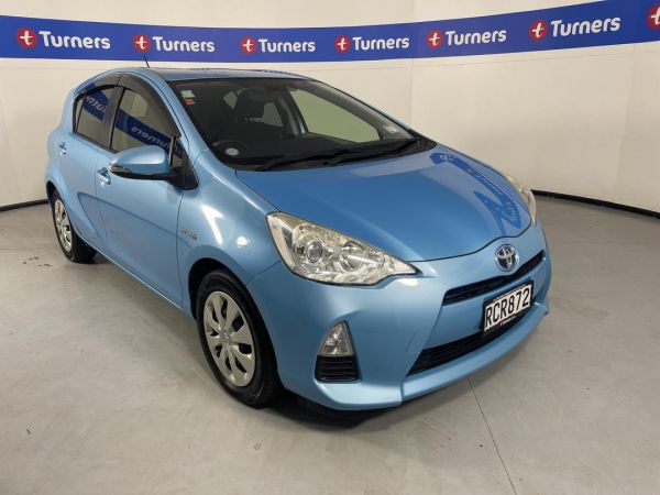 2012 Toyota Aqua Hatchback image