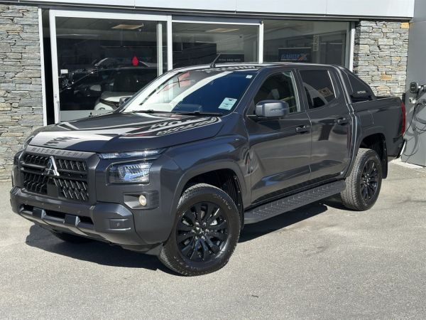 2026 Mitsubishi Triton GLX Sport 4WD image