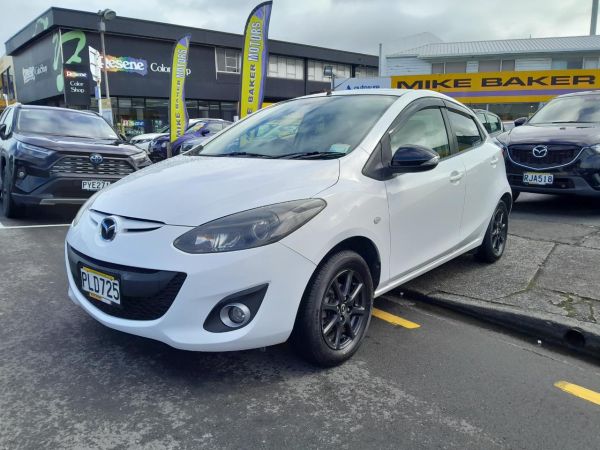 2013 Mazda Demio (Mazda2) Hatchback HATCHBACK image