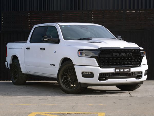 2025 RAM 1500 Limited Hurricane image