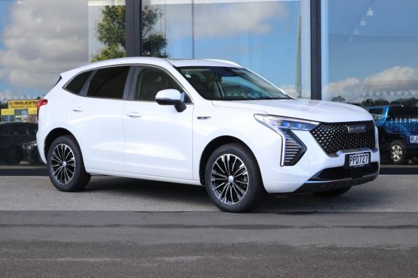 2022 Haval Jolion Ultra 2WD Hybrid 1.5 - NZ New image