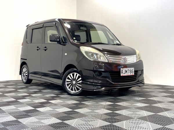 2012 Suzuki Solio G 5 SEATER image