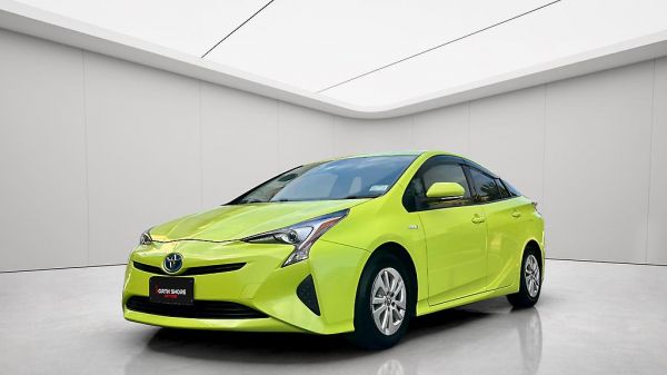 2017 Toyota Prius Hatchback  image