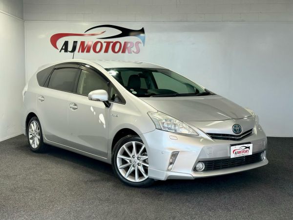 2013 Toyota Prius Wagon ALPHA S TOURING SELECTION image