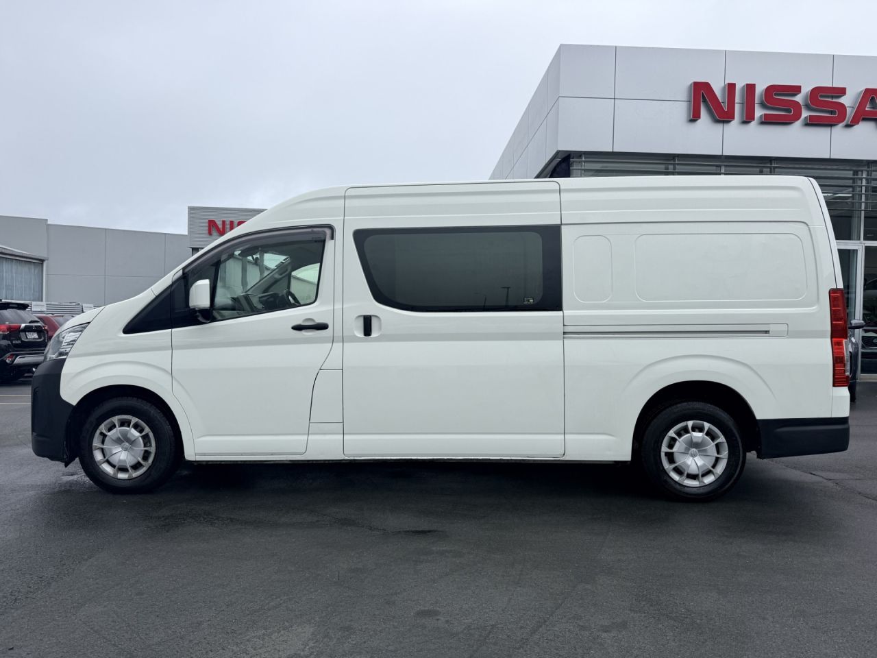 van♡ 2021 Toyota Hiace Van Zx Pvn 2.8 Diesel Turbo Automatic For