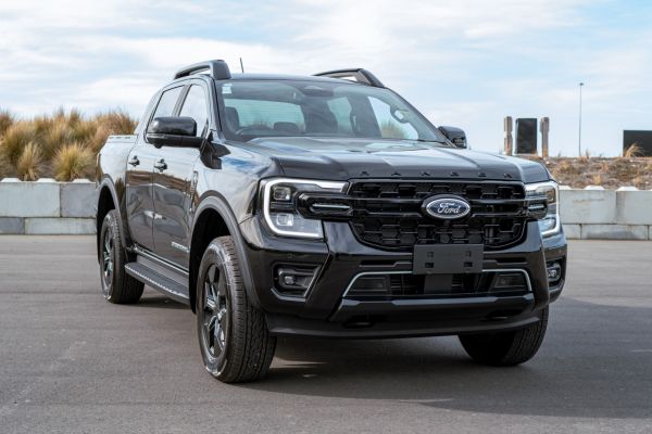 2025 Ford Ranger Stormtrak PHEV/4WD image