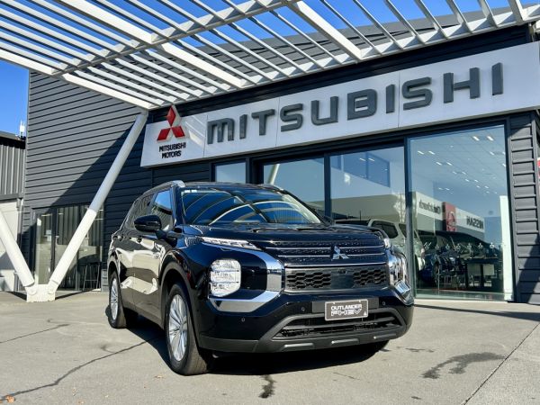 2025 Mitsubishi Outlander PHEV LS image