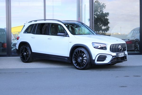 2024 Mercedes-Benz GLB 35 AMG 4MATIC Facelift - NZ New image