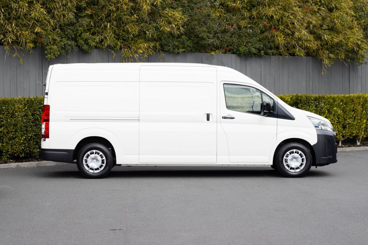 2025 Toyota Hiace Zx Pvn 2.8dt/6at For Sale At $72,888 In