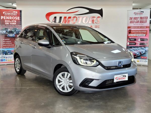 2020 Honda Fit Hatchback E:HEV image