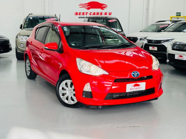 2012 Toyota Aqua Hatchback  image