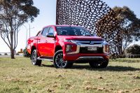 Image for 2019 Mitsubishi Triton VRX 4WD 6AT 2.4D
