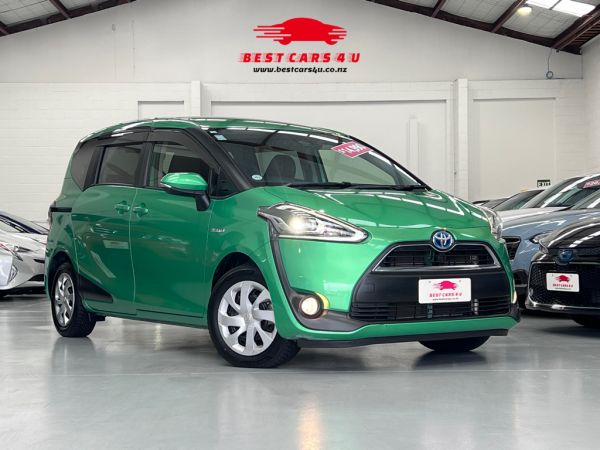 2016 Toyota Sienta Wagon  image